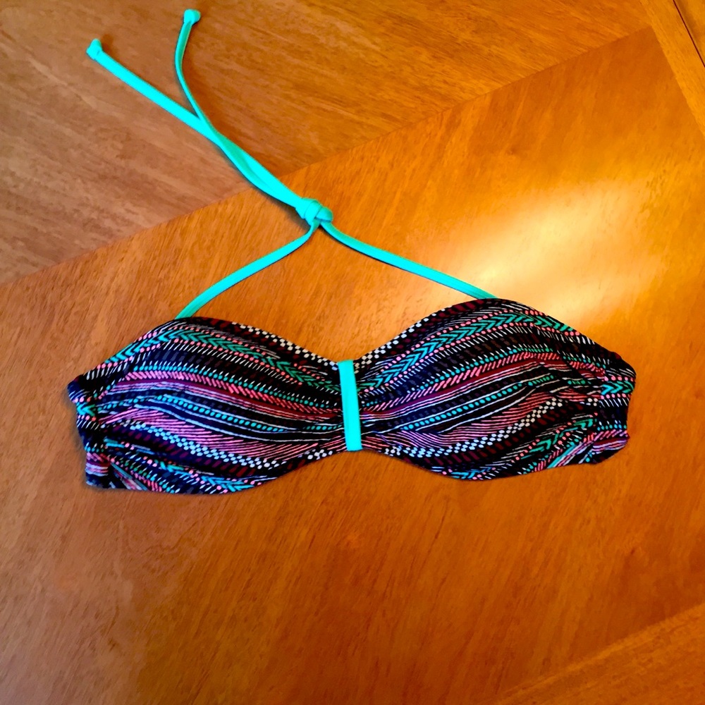 NWOT Eidon Swimwear “HAVEN “ Bikini Top